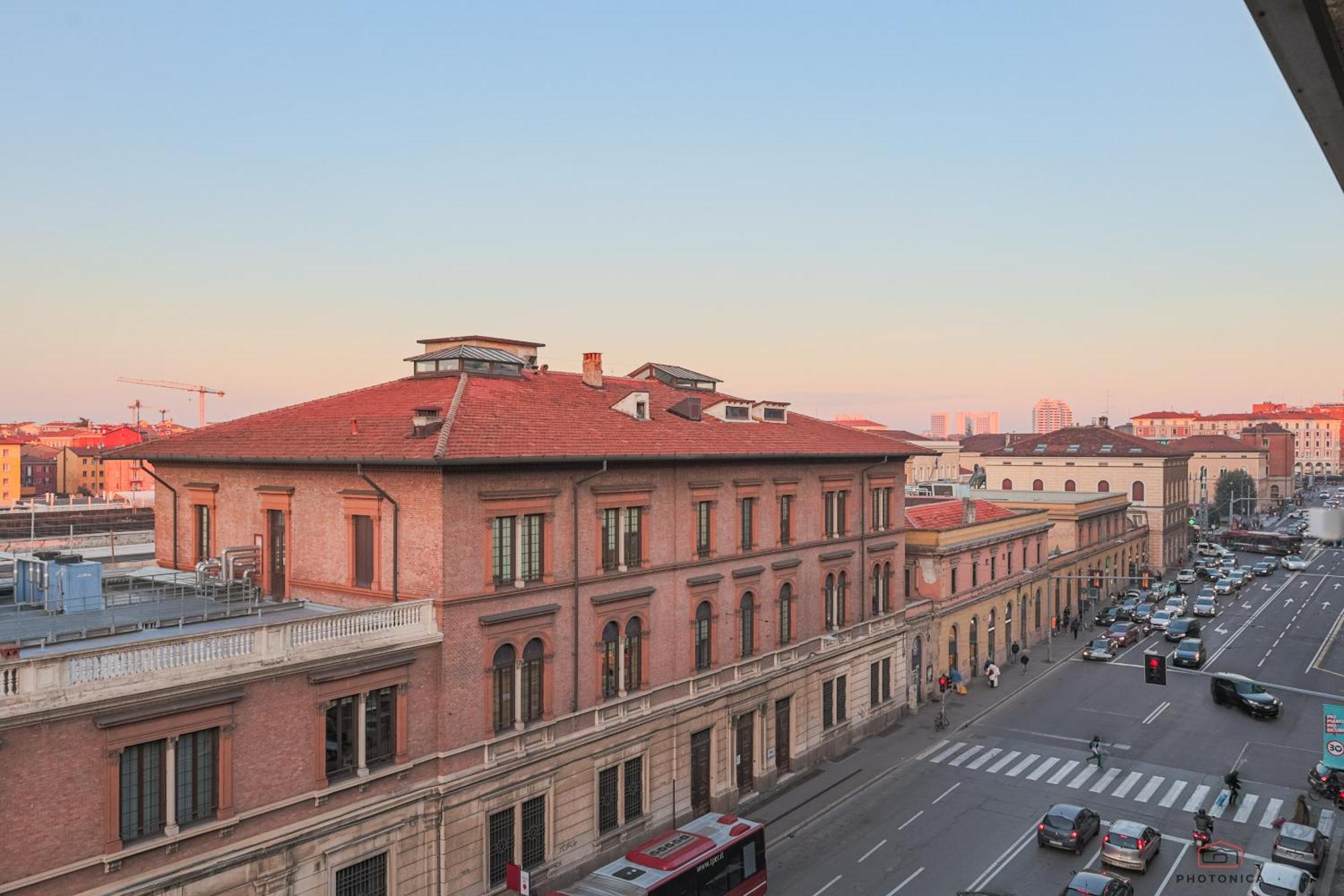 Front Station Apartment - Stazione Centrale Di Bolonya Dış mekan fotoğraf
