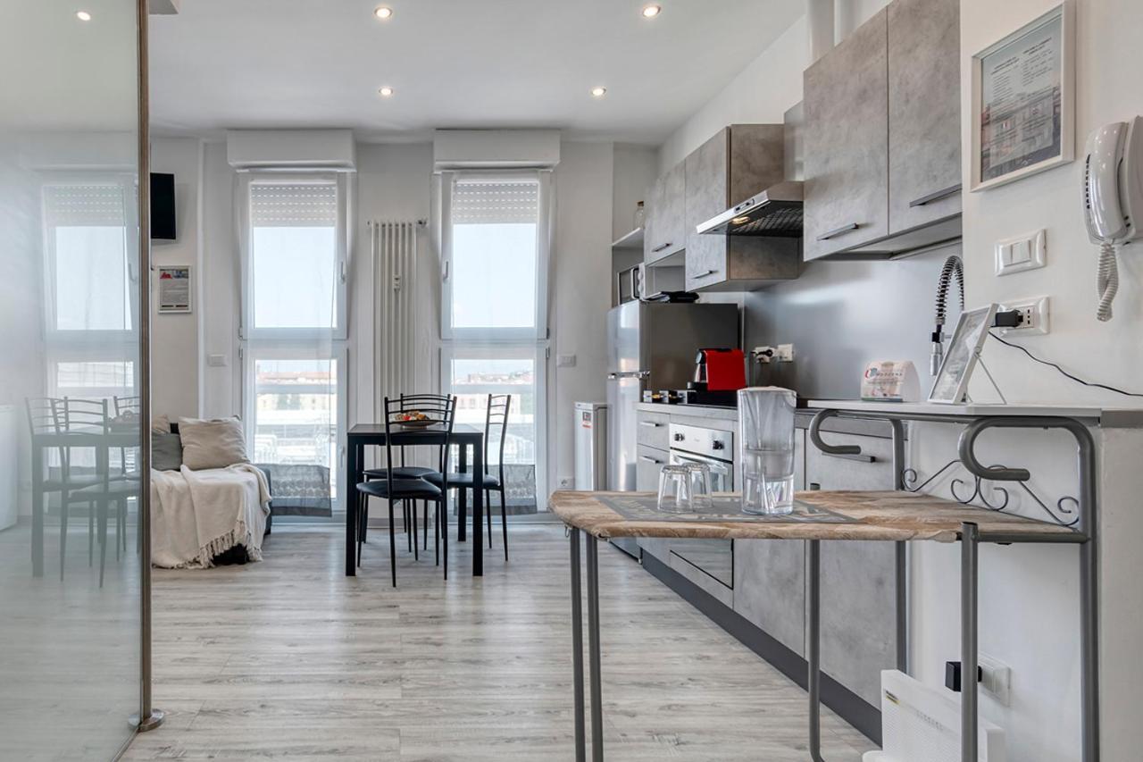 Front Station Apartment - Stazione Centrale Di Bolonya Dış mekan fotoğraf