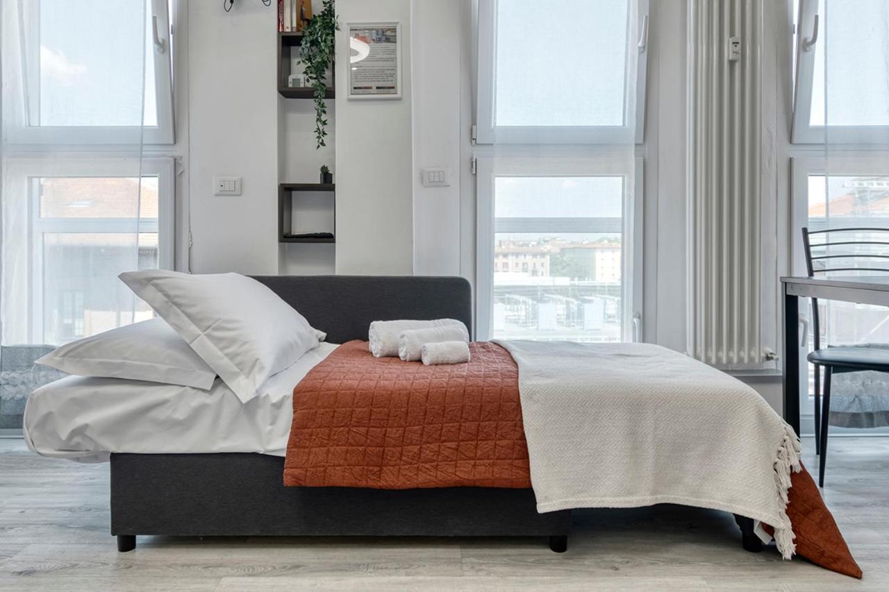 Front Station Apartment - Stazione Centrale Di Bolonya Dış mekan fotoğraf