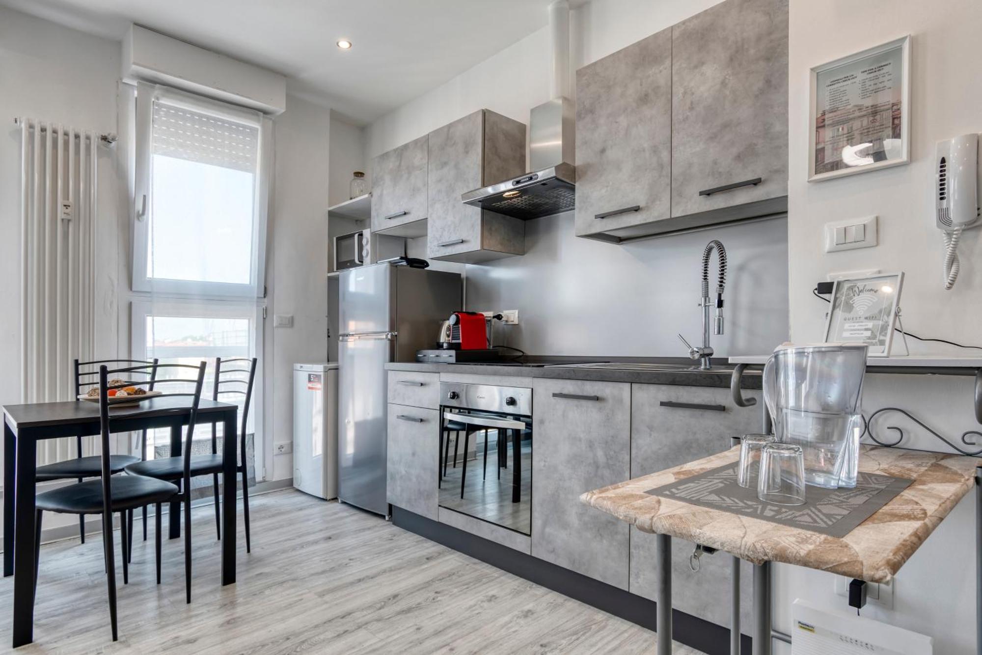 Front Station Apartment - Stazione Centrale Di Bolonya Dış mekan fotoğraf