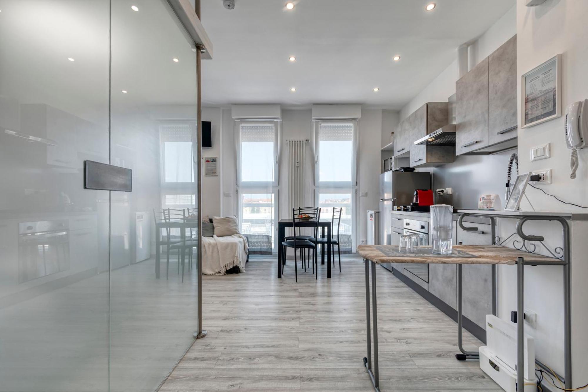 Front Station Apartment - Stazione Centrale Di Bolonya Dış mekan fotoğraf