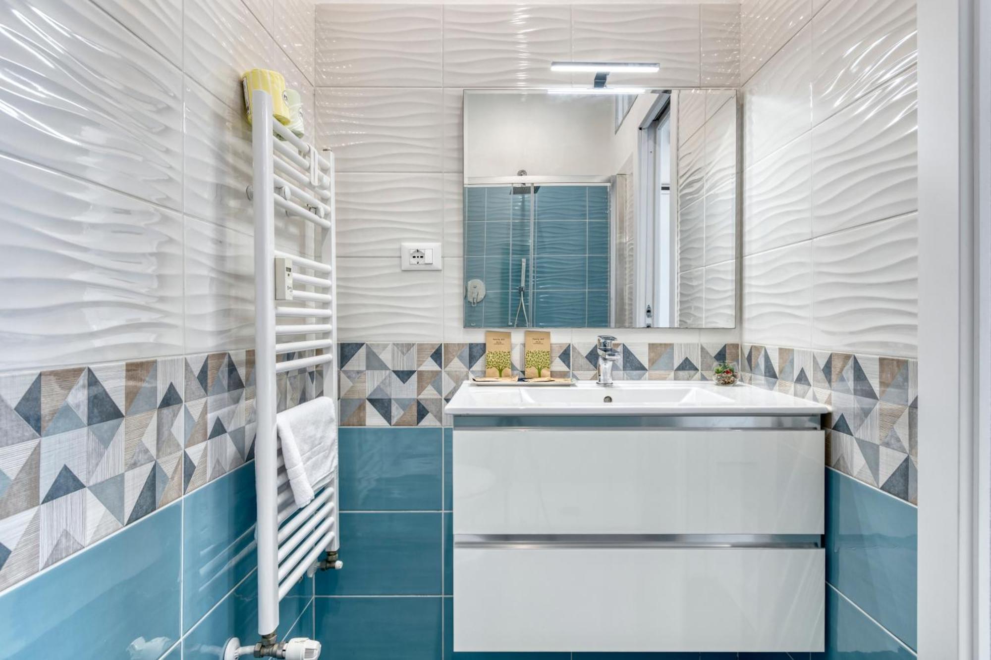 Front Station Apartment - Stazione Centrale Di Bolonya Dış mekan fotoğraf