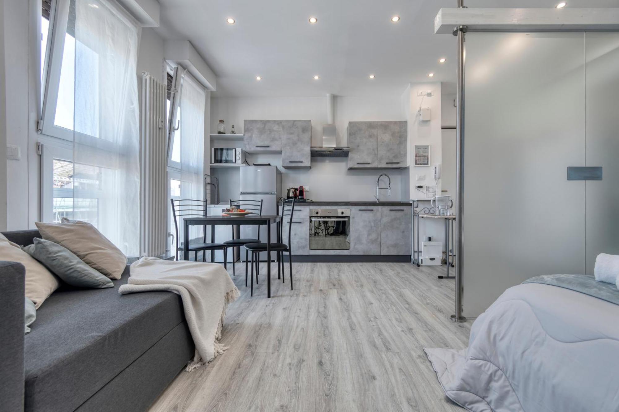 Front Station Apartment - Stazione Centrale Di Bolonya Dış mekan fotoğraf