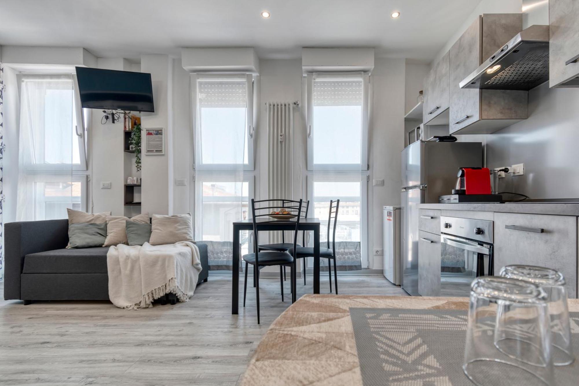 Front Station Apartment - Stazione Centrale Di Bolonya Dış mekan fotoğraf